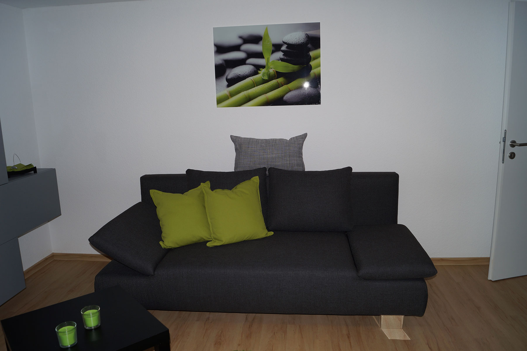 apartment_gruen_wohnzimmer_7